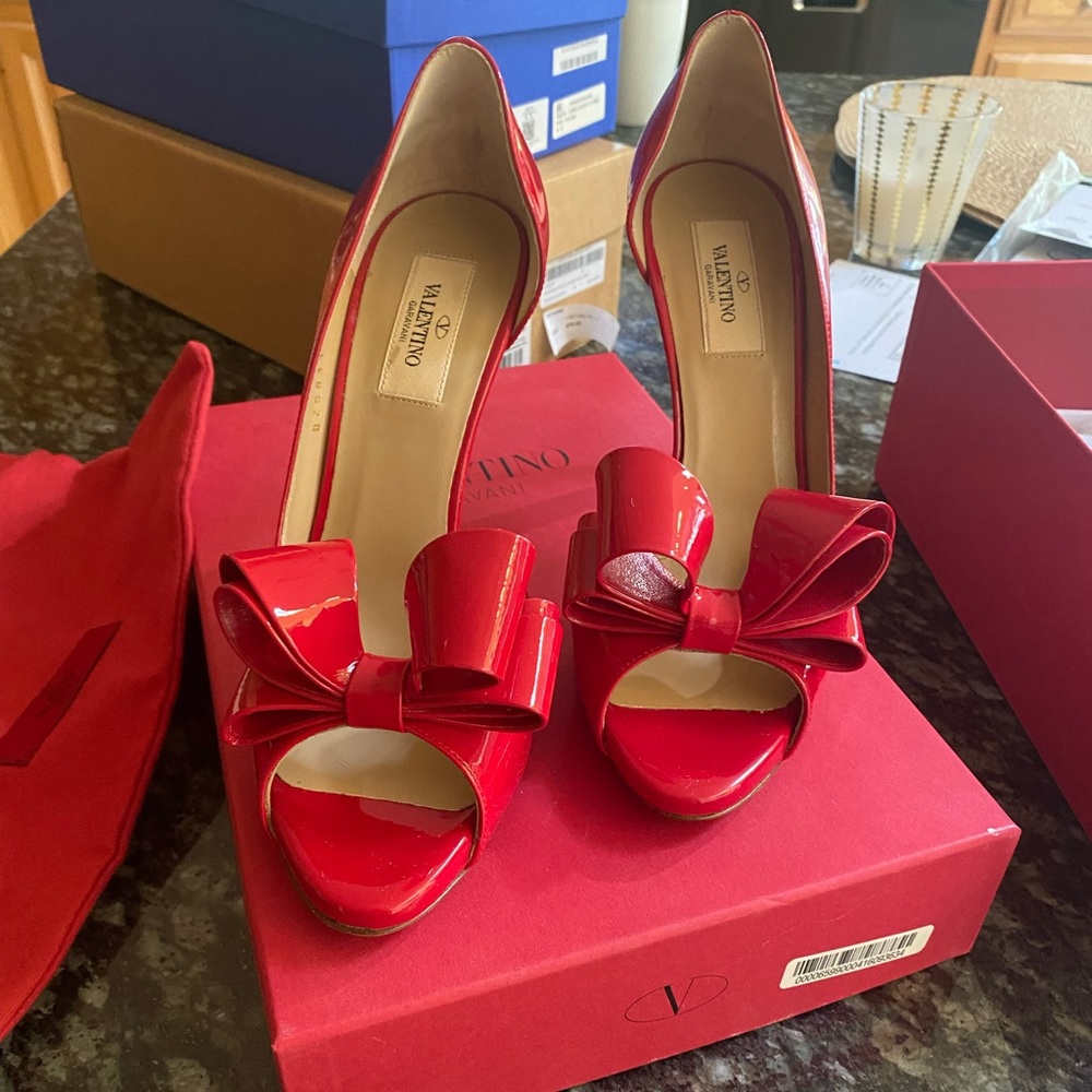 Valentino Bow Patent Leather Heels